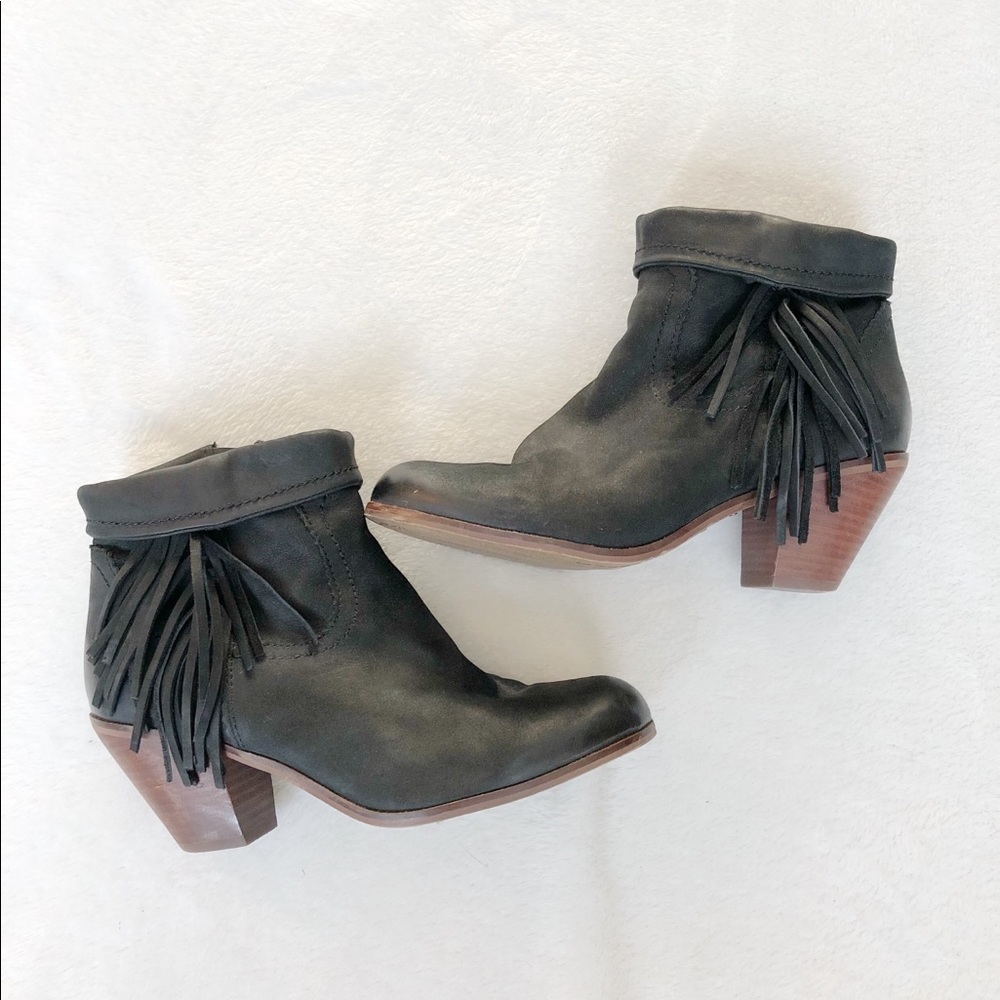 Sam Edelman - Louie Fringe Suede Bootie